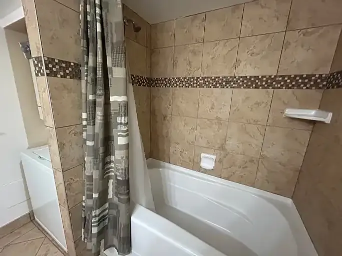 1088 Foster St #1A — Photo 11