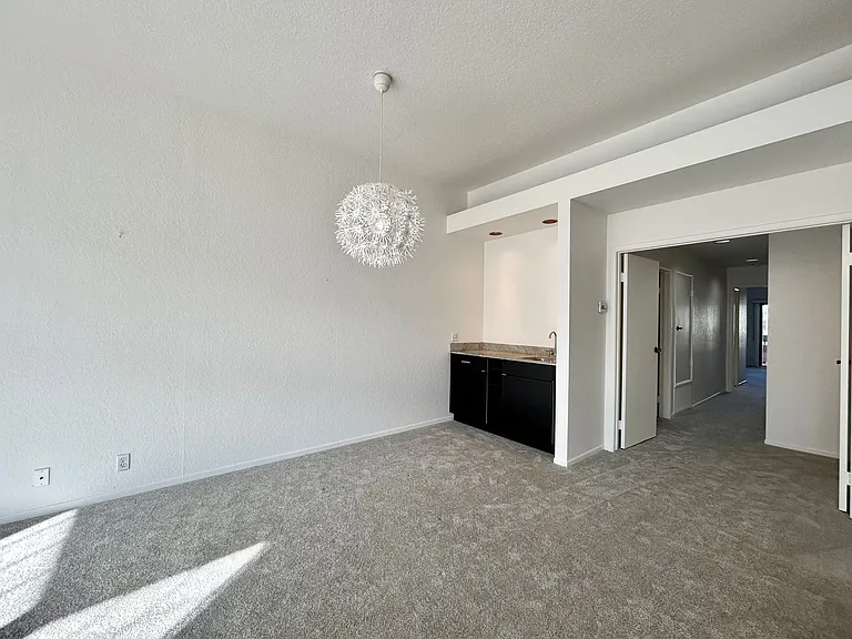 2601 S Broadmoor Dr #63 — Photo 8