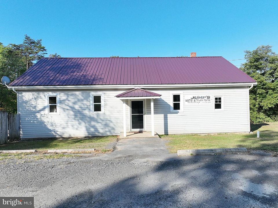 1st image of 894 Old Furnace Rd