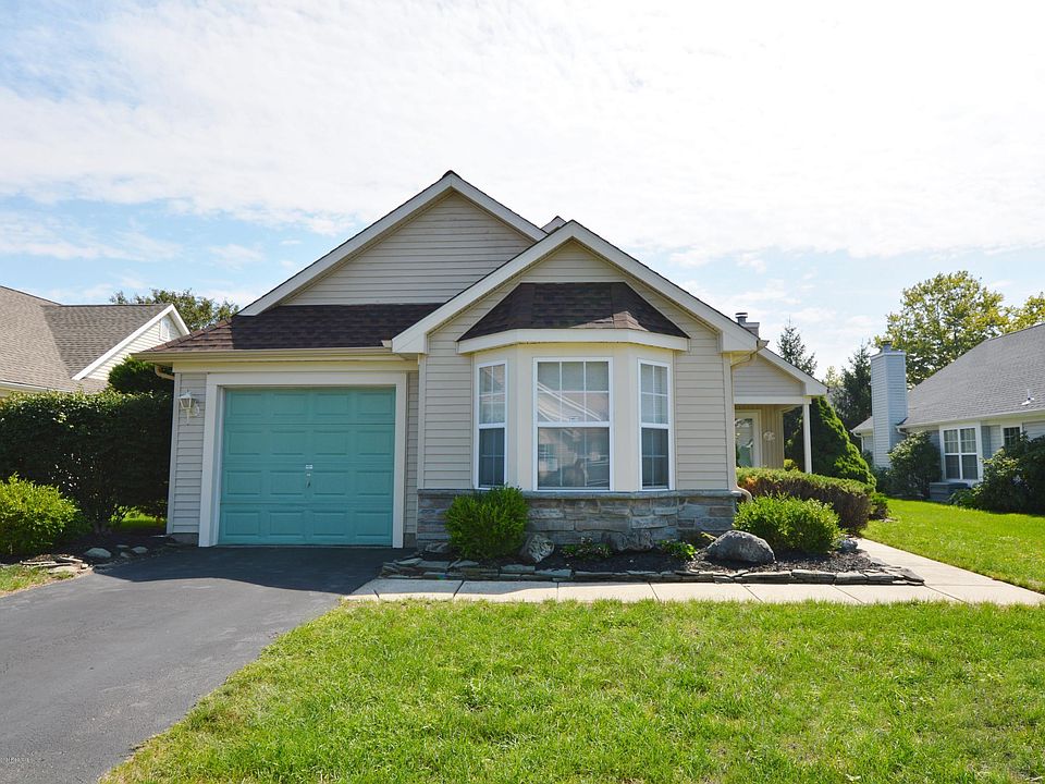 1st image of 2487 Woodbine Ln