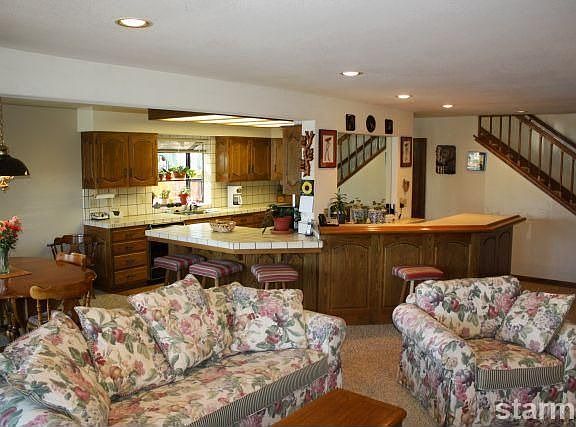 3rd image of 2081 Slalom Ct