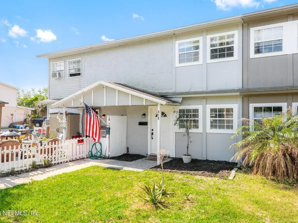 818 CAVALLA Road, Atlantic Beach, FL 32233