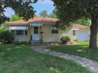 201 3rd St NE, Osseo, MN 55369