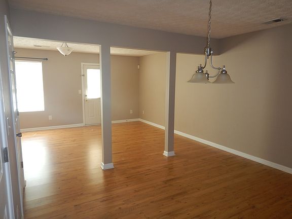 2nd image of 8396 Carlington Ln