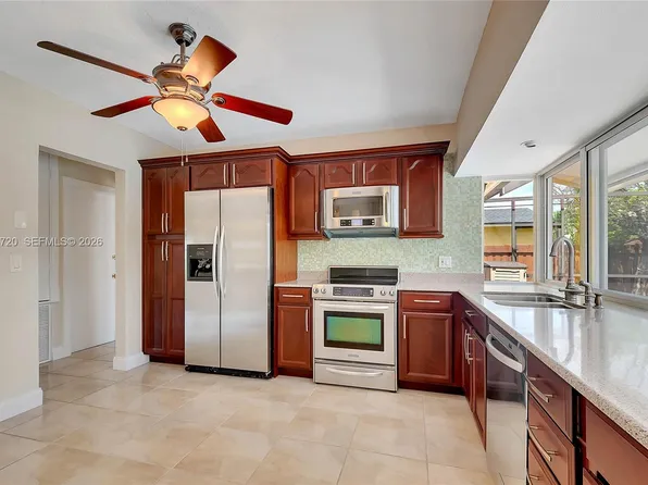 8275 SW 206th Ter, Cutler Bay, FL 33189