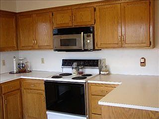 3rd image of 14118 Virginia St