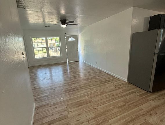 2nd image of 1803 NW Hoover Ave