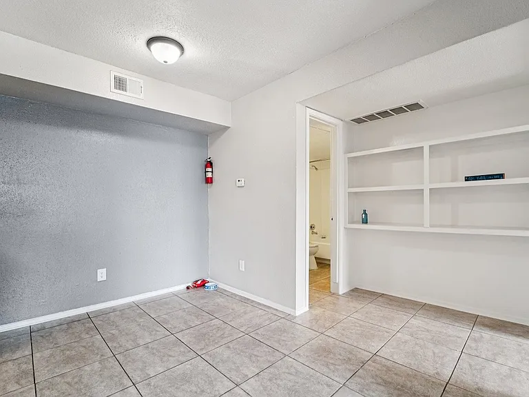 Crosby at Westchase Apartments — Photo 40