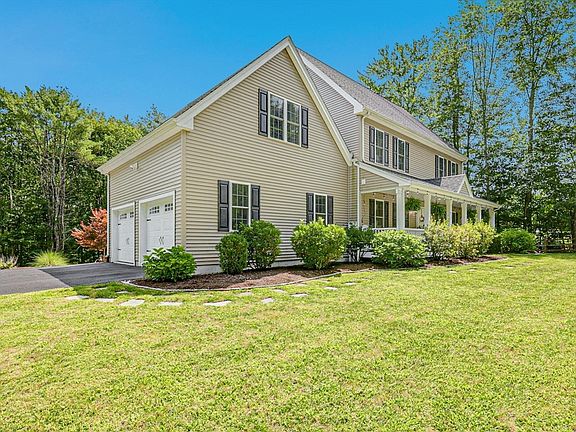 3rd image of 424 Langen Rd