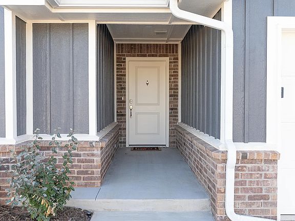 Covered Front porch