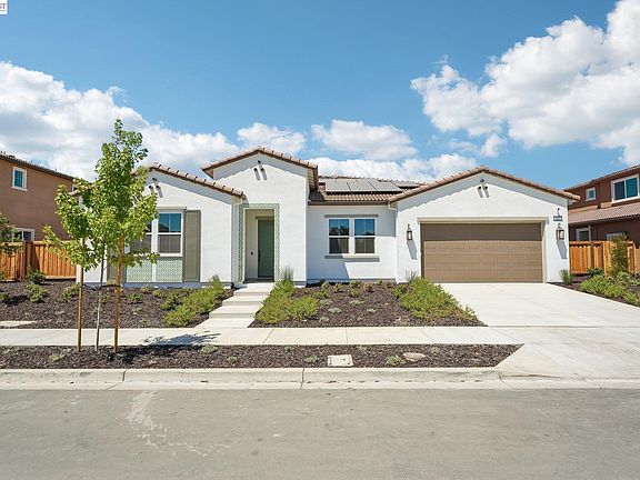 2nd image of 427 Trellis Way