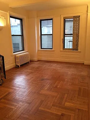 Rented by Ready Group | media 7