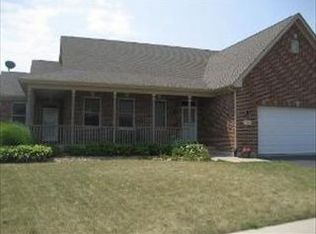 5242 Greenshire Cir, Lake In The Hills, IL 60156