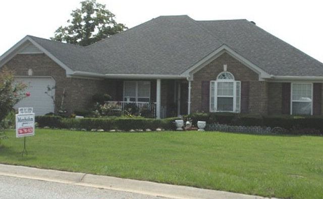 1st image of 3420 Essex Pl
