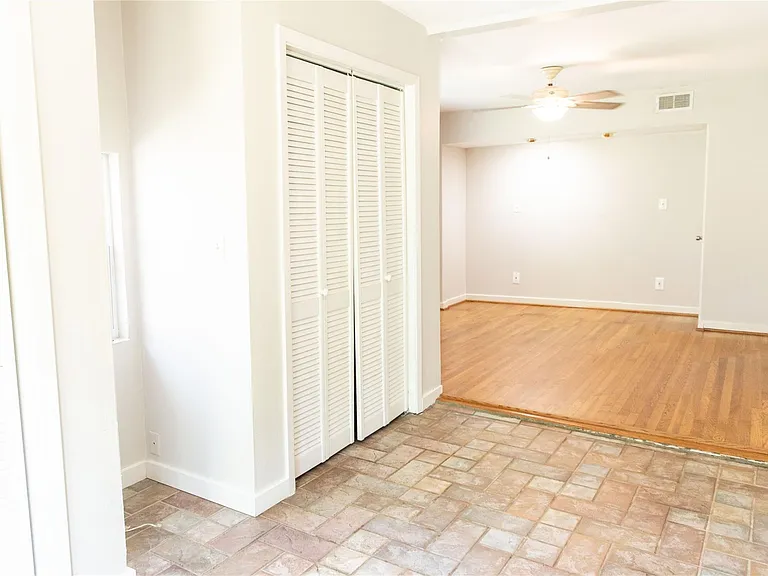 3314 Rochdale St — Photo 18