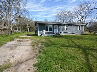 1046 County Road 913, Brazoria, TX 77422