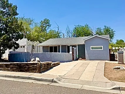 Building Photo - 317 Morningside Dr SE