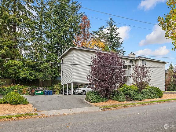 2nd image of 4721 194th Street SW
