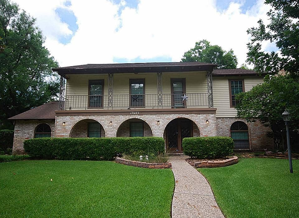 Beautifully landscaped corner lot with full sprinkler system.