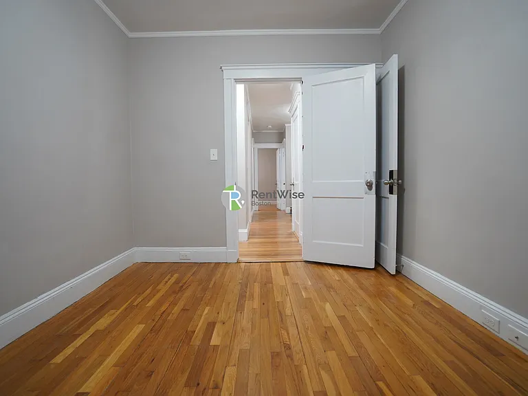 19 Vinal St #1910 — Photo 10