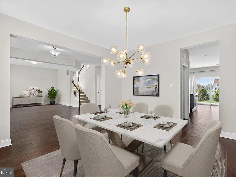 2707 Henry Moore Ln — Photo 3