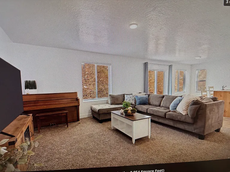 1988 S Marigold Way — Photo 7