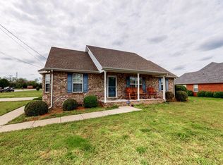 1003 Auldridge Dr, Christiana, TN 37037