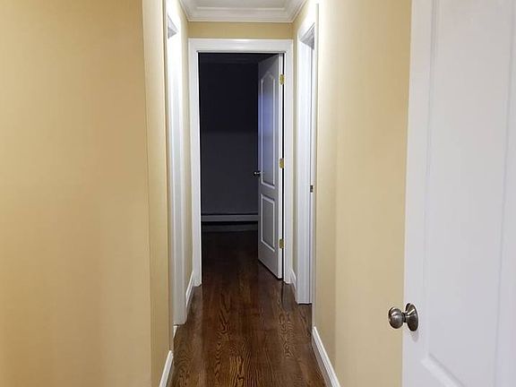 4th image of 8 Lexington Hills Unit 3