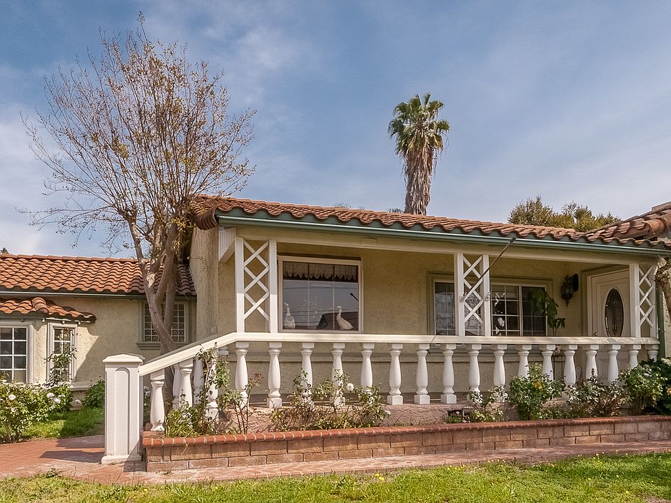 1st image of 5548 N Santa Anita Ave