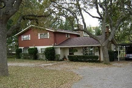 1st image of 500 S Shorewood Dr