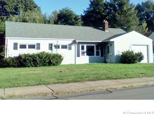 19 Lawton Rd, Manchester, CT 06042
