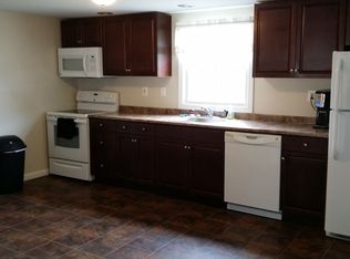 68 Suffield St, Windsor Locks, CT 06096