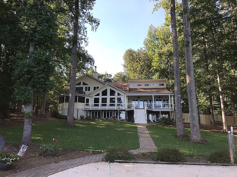 1st image of 439 Longway Dr
