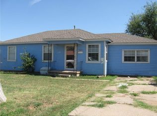 1208 Hickory St, Altus, OK 73521