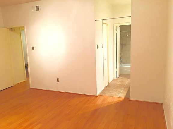 2nd image of 9707 Richmond Ave APT 9