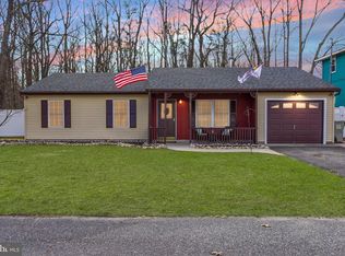 11 Shevchenko Ave, Cream Ridge, NJ 08514