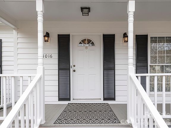 3rd image of 1016 Concord Rd