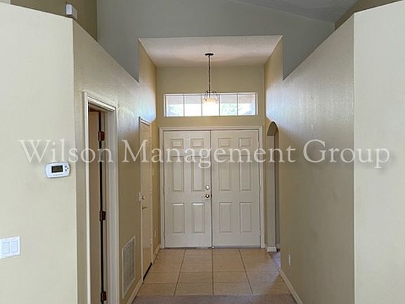4th image of 9735 Nonacrest Dr