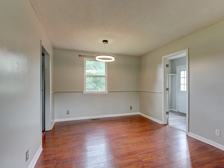729 Welsey Dr — Photo 19