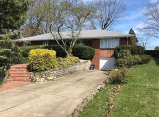 1210 Montana Ave, Natrona Heights, PA 15065