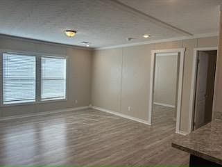 4th image of 2334 42nd Ave N #21