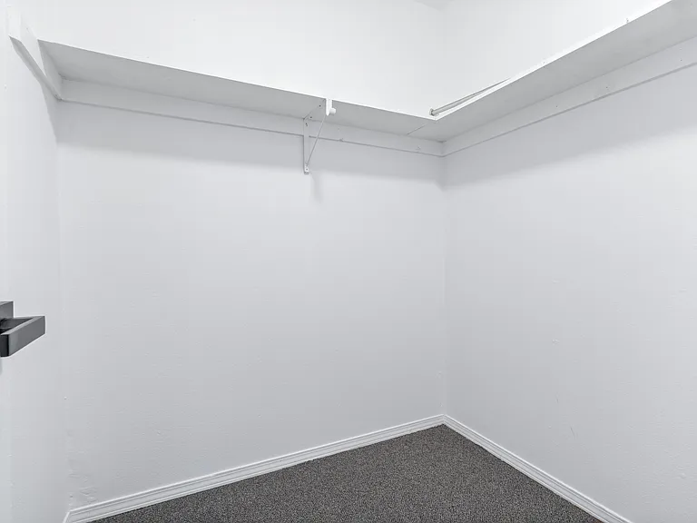 829 N Oakland Ave #1 — Photo 10