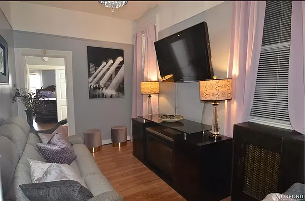 Rented by Oxford Property Group | media 15