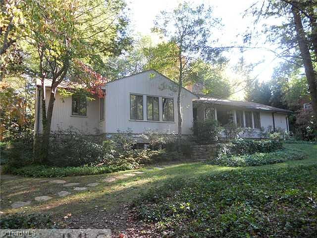 1st image of 1225 W Westwood Ave