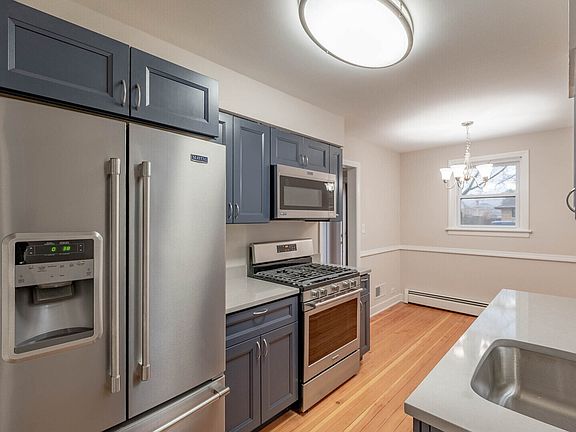 3rd image of 9039 McVicker Ave