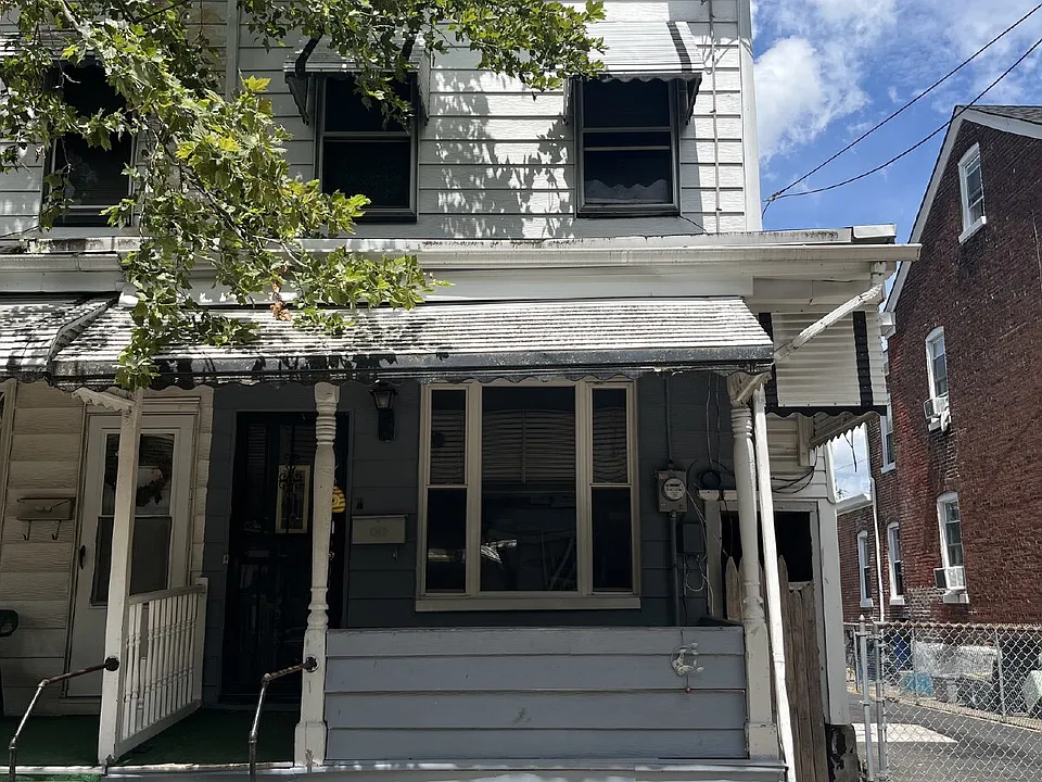 416 Walnut Ave