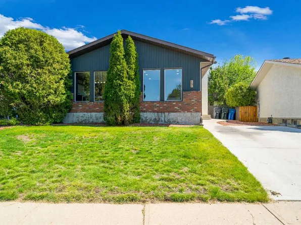 17 NW Calder Pl SE, Medicine Hat, AB T1B 3K2
