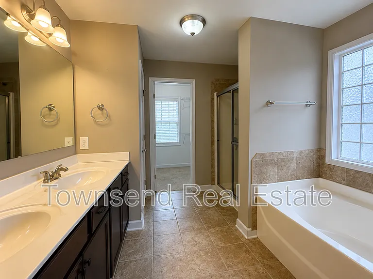 2817 Blockade Runner Dr — Photo 16