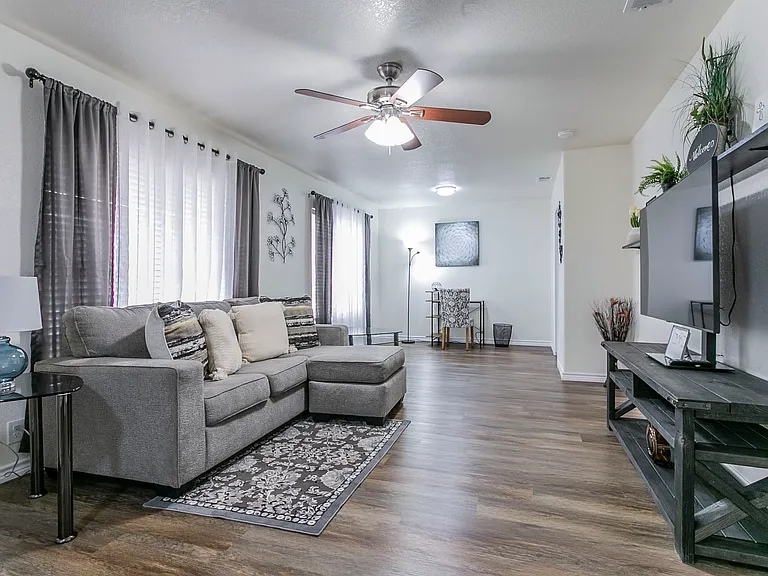 4103 Willow Green Dr — Photo 29