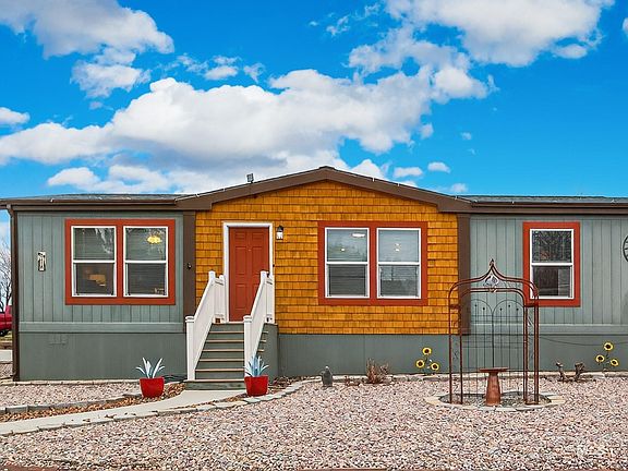 2nd image of 8218 Blue Ridge Ln